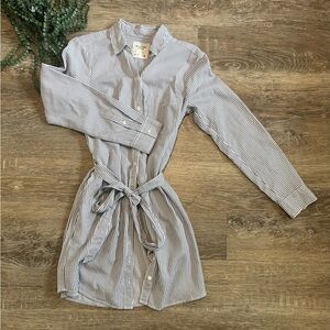 Abercrombie & Fitch Grey Striped Shirt Dress